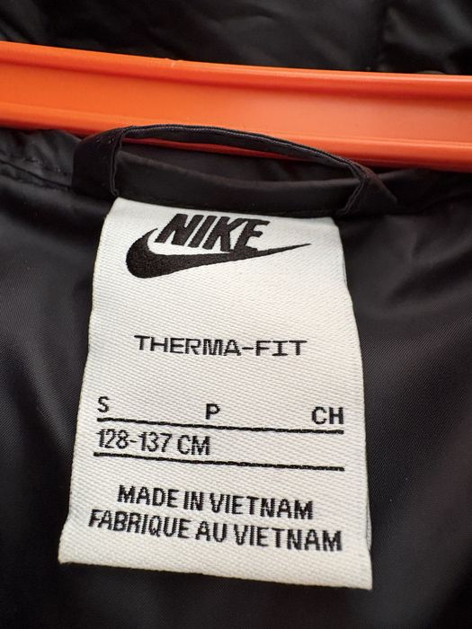 Елек на Nike неразличим от нов