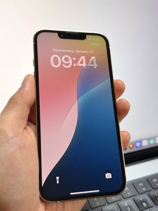 iPhone 13 Pro 128GB Silver , / Бартер / Безупречен