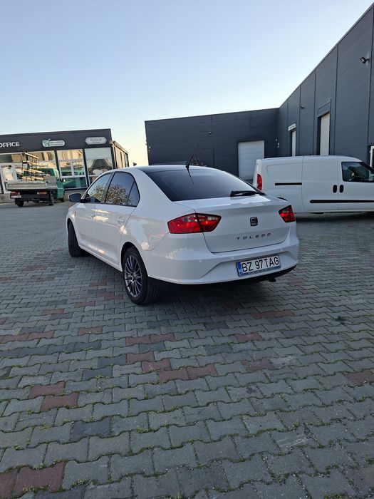Vând Seat Toledo IV