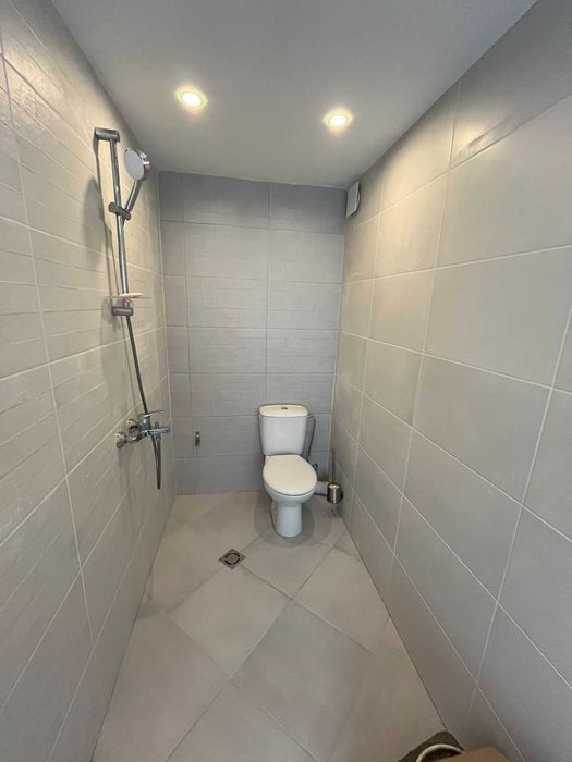 Къща с 3 спални и двор 1400 кв.м. за продажба близо до Казанлък