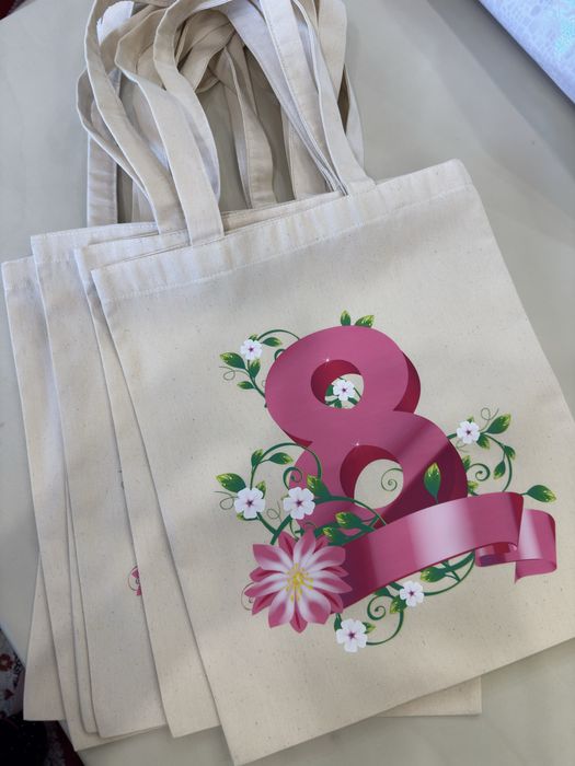 Шопперы на 8 марта