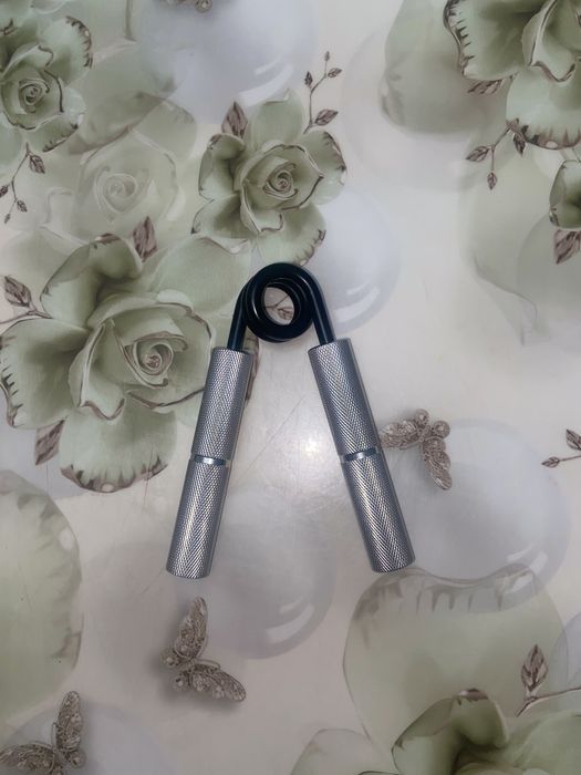 Эспандер 200LB ……..