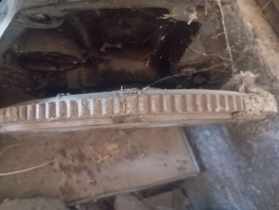 Мотор ,передний задний мост