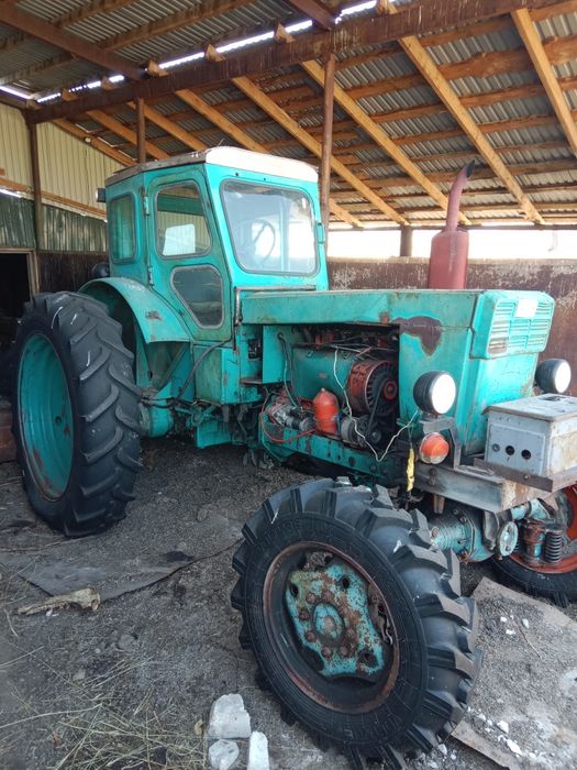 Продам трактор Т-40