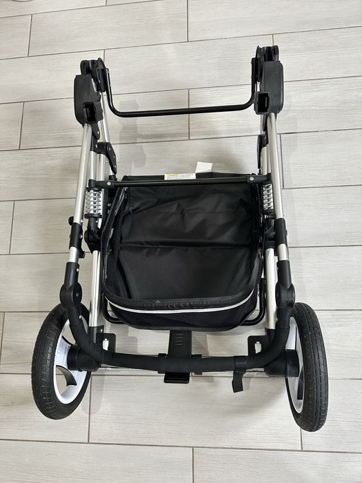 Продам коляску в отличном состоянии