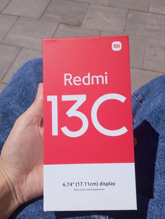 Продам смартфон redmi 13C
