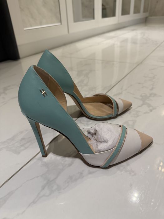 Оригинални обивки Elisabetta Franchi.