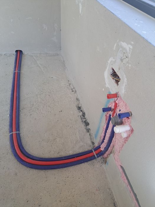 TERMOFLO PROFESIONAL SRL. Execută instalații termicei ,sanitare și climatizarea.