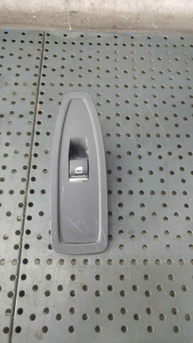 Buton geam electric dreapta fata bmw seria 3 touring f31 920810702