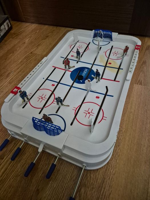 Хоккей, настольные игры