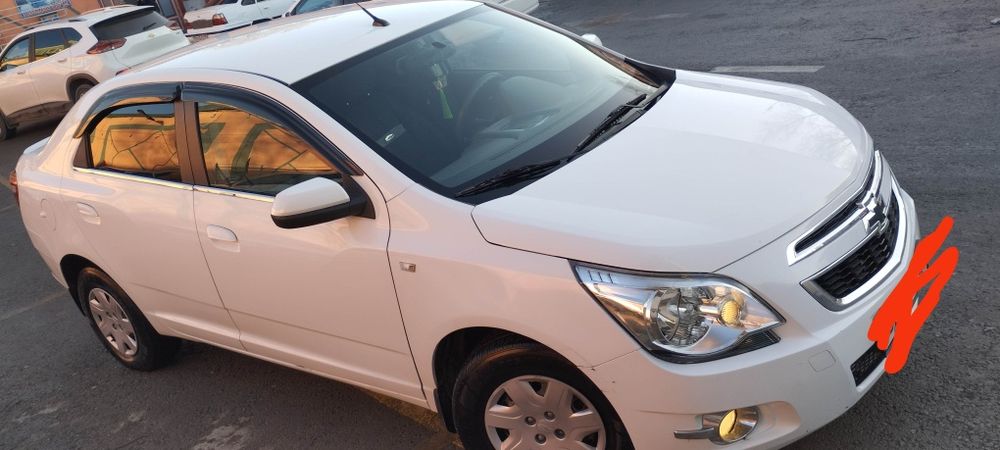 Srochni Cobalt 2014bez kraska yangi metan.176mng prabeg toza