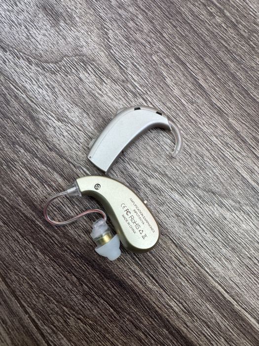 Vindem aparate aiditive  OTICON