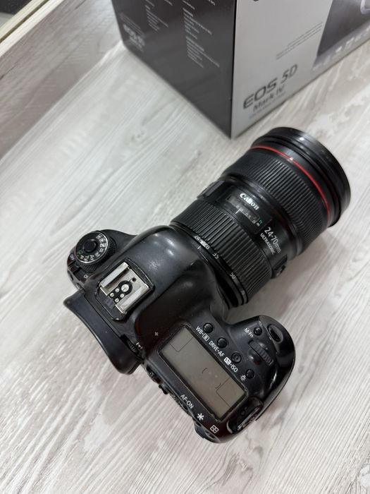 Canon 5D Mark IV+ 24-70mm 2.8 + 85mm 1.2