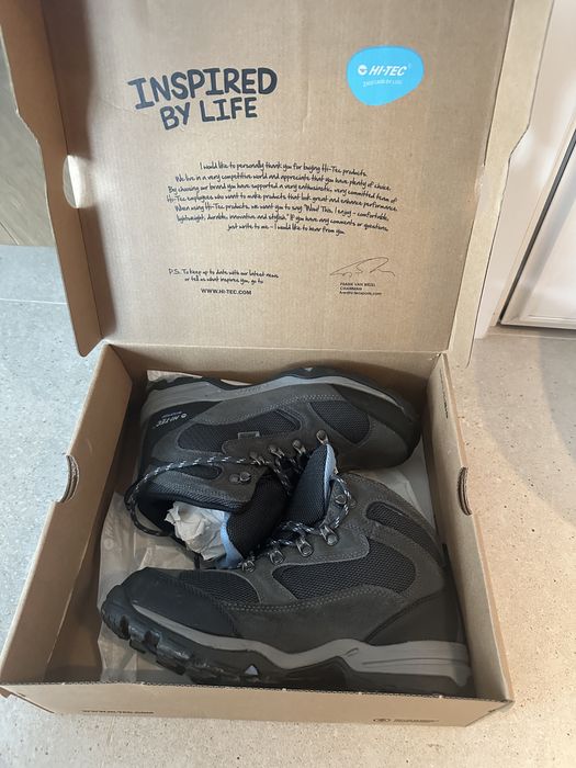 Дамски туристически обувки Hi-Tec