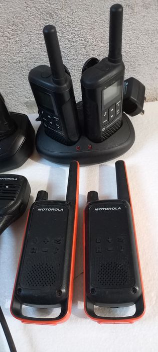 Stație radio profesionala portabila Motorola kenwood Stabo walkie talk