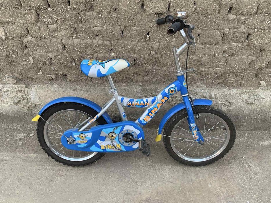 Продавам детски велосипед