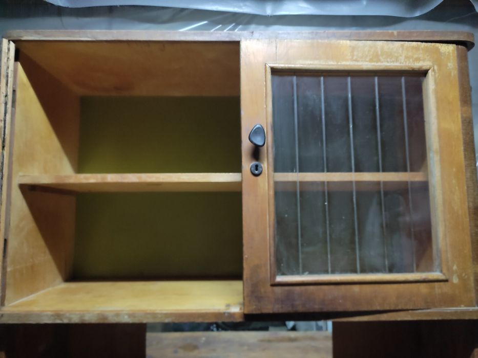 Продам сервант б/у