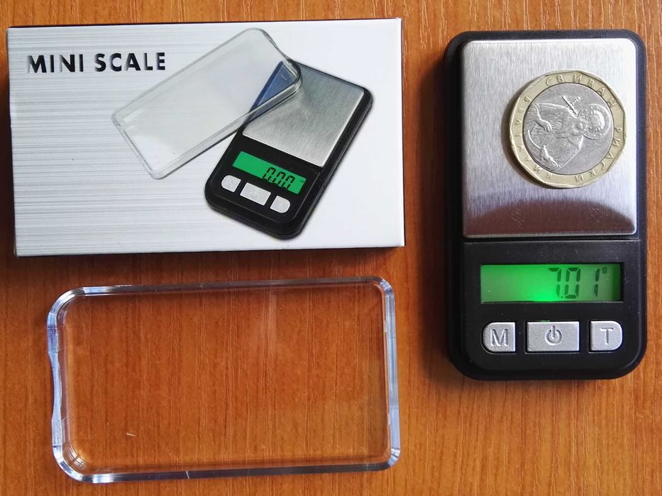 Малка везна до 500грама с точност 0.01 грам