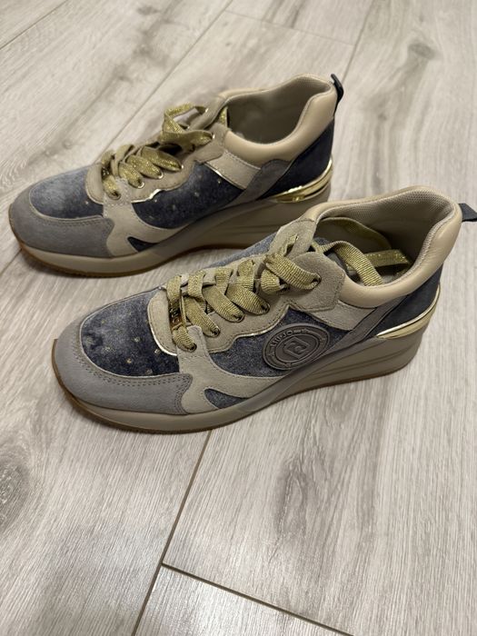 Adidasi Liu Jo marimea 37