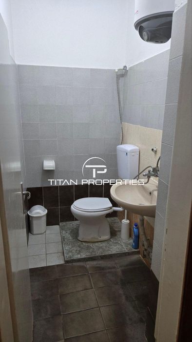 Дава се под наем Офис в Пловдив, Мараша - 74 кв.м за 650 € - Снимка #11