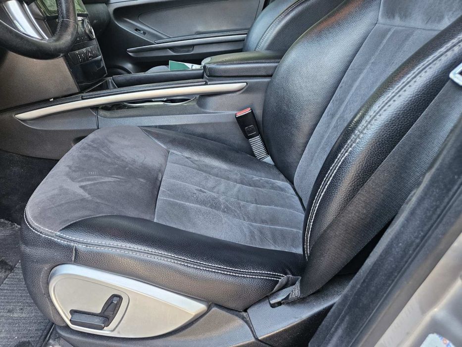 Mercedes Benz ML 320
