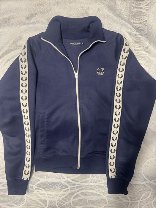 fred perry олимпийка
