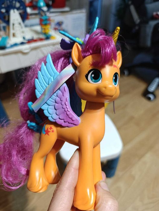 Figurina My Little Pony, Ribbon Hairstyles, Sunny Starscout, 15 cm