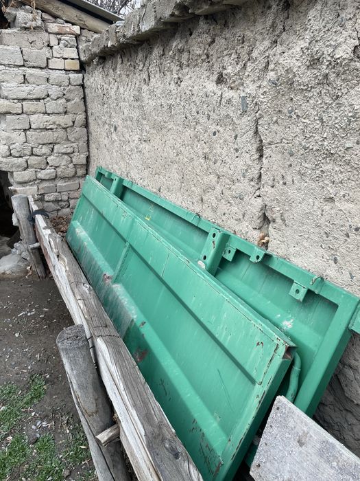 Борт на прицеп.      .