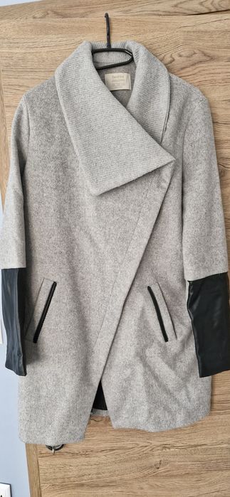 Дамско палто Bershka