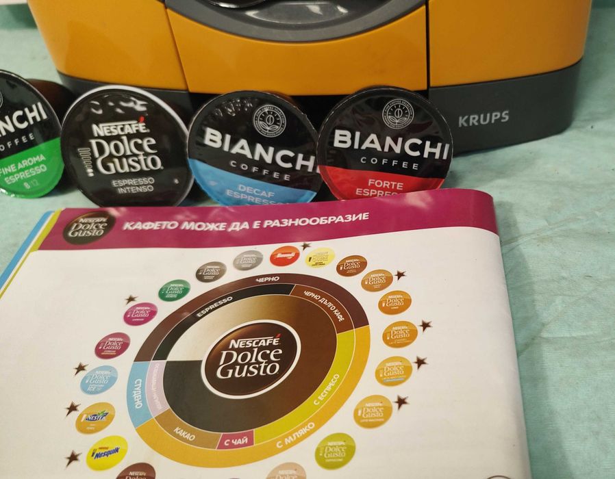 Кафемашина с гаранция 1 година NESCAFÉ® за капсули Dolce Gusto Krups OBLO.Orange/Yellow