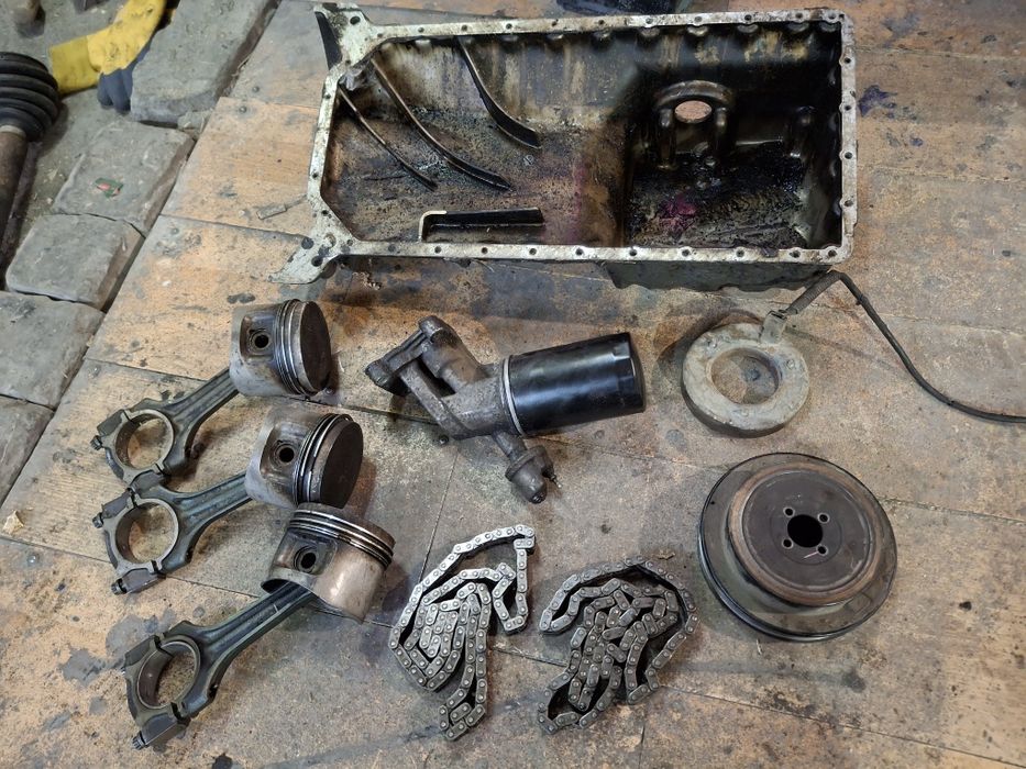 Запчасти на двигатель мерседес м102