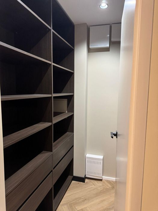 Дава се под наем Тристаен апартамент в София, Дианабад - 140 кв.м за 1346.4 € - Снимка #3