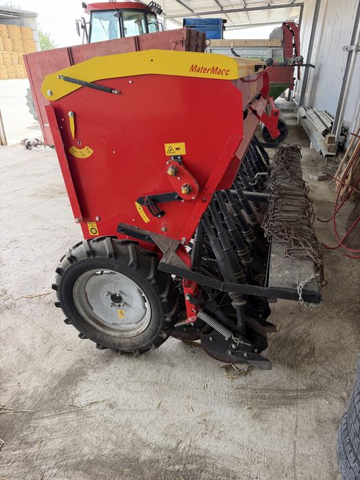 Semanatore paioase MaterMacc 300