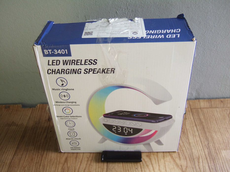 Boxa Portabila Multifunctionala 3in1 BT-3401, Incarcare Wireless, Ceas digital, LED, USB, Bluetooth