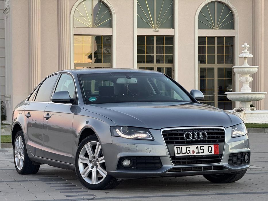 Audi. A4  B8 Limuzină  2.0  TDI.   Recent  adus  în  țară  Germania
