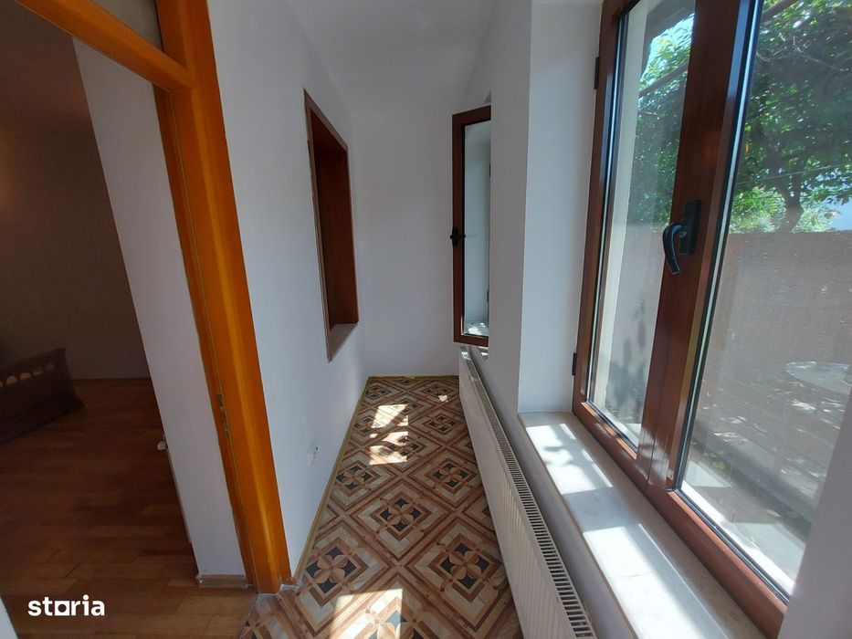 casa zona Trei Ierarhi , garaj , beci , curte