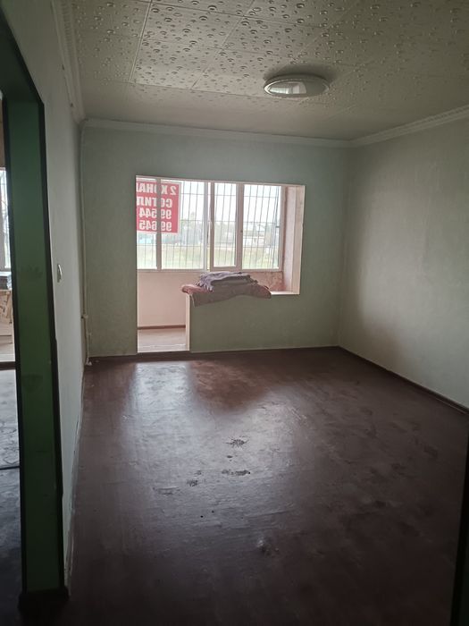 Двух комнатная квартир, второй этаж, с кондиционером