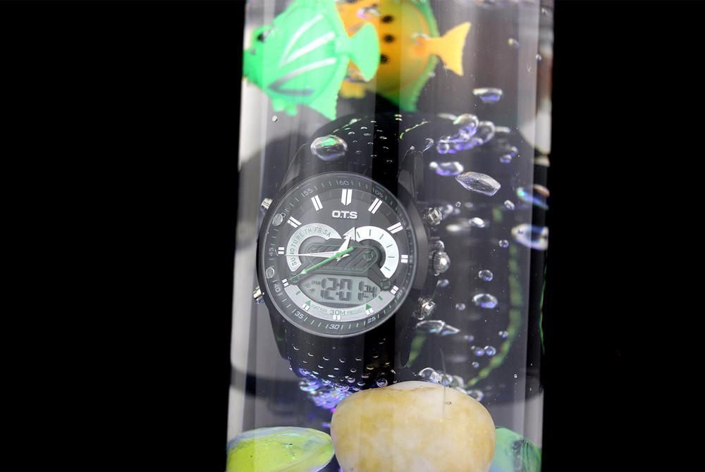 Ceas Sport Afisaj Digital/Analog Water Resistance Depth:3Bar