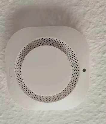 Безжичен сензор за дим
Безжичен сензор за дим