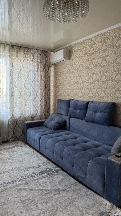 Диван в отличном состояний 3 м