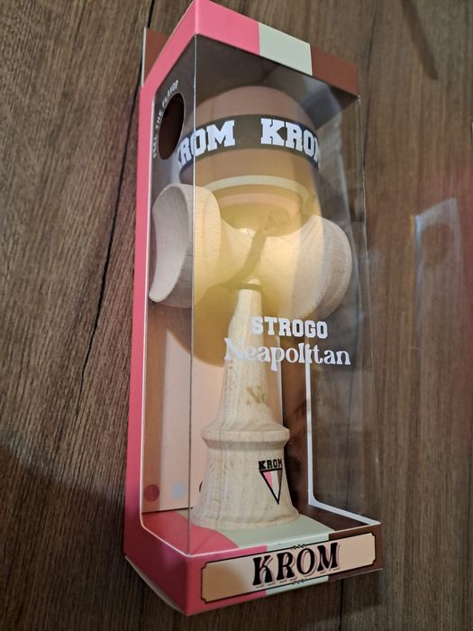 Kendama Krom Strogo I+d Napolitan Maro
