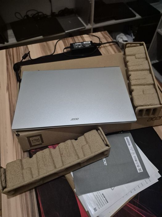 Ультрабук Асер Core i3-1215 SSD 512GB/8GB