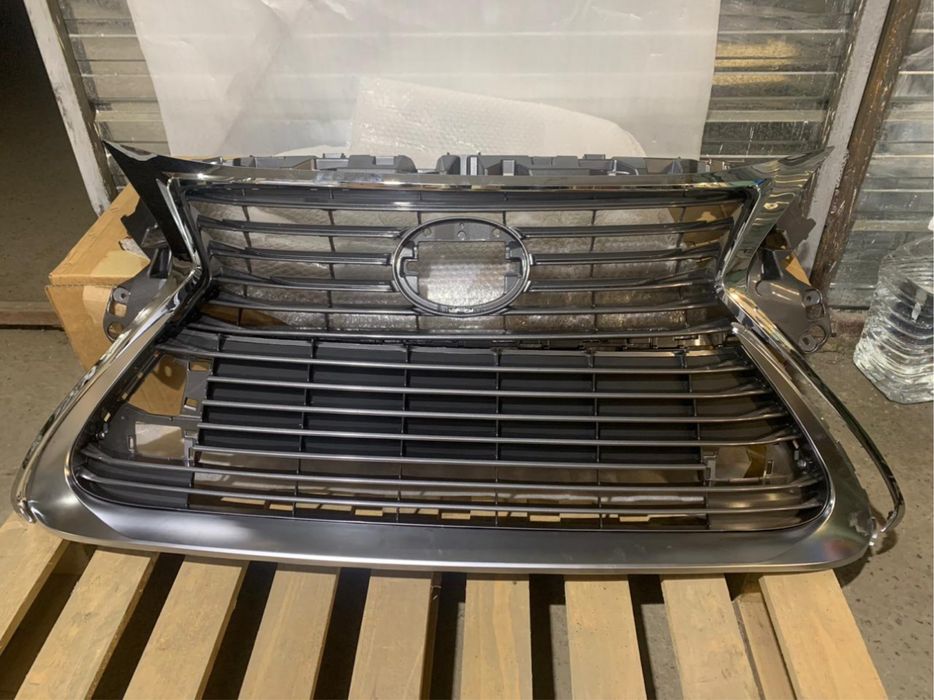 Решетка в бампер lexus RX