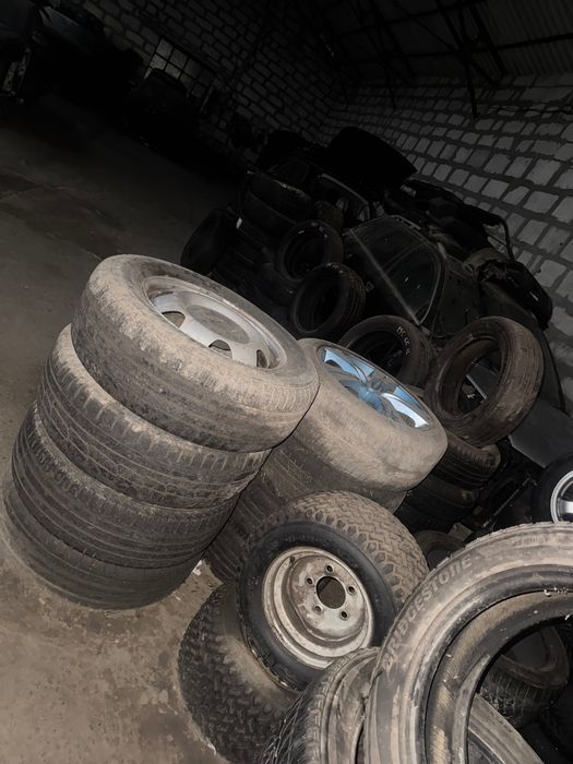 Vând jante diferite modele și mărimi