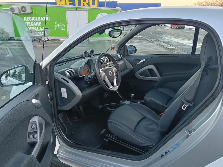 Smart Fortwo AUTOMAT 1.0 Benzină 84 cp.  Prețul este fix