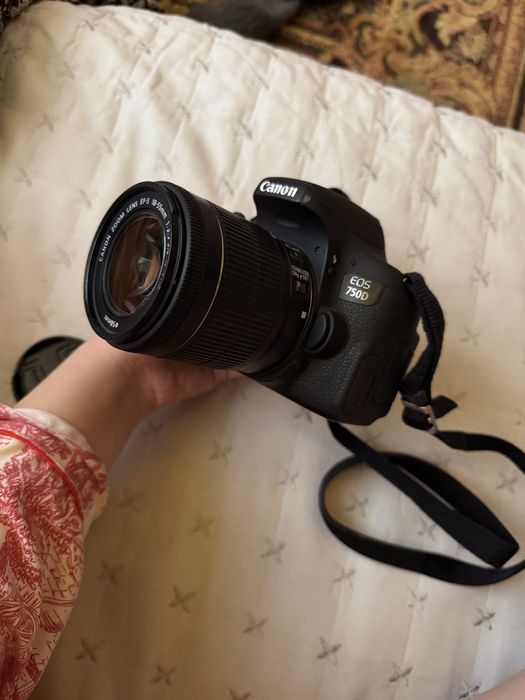 Canon EOS 750D продам