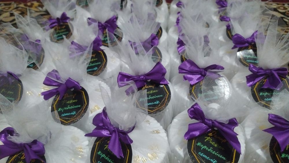 Тойбастар из гипса