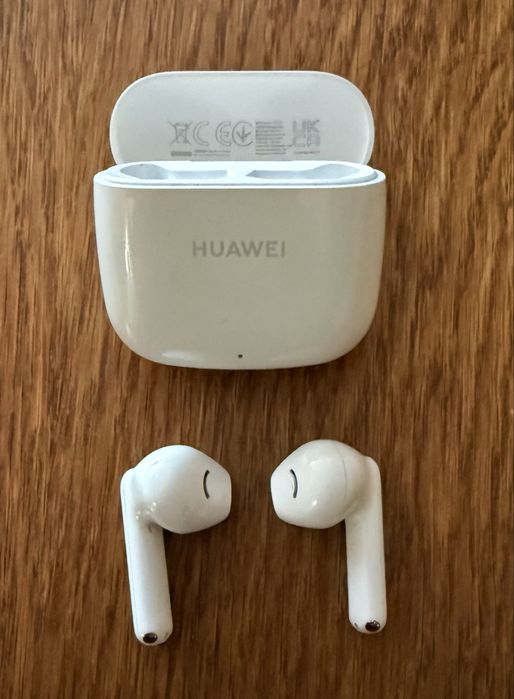 Huawei freebuds три модела