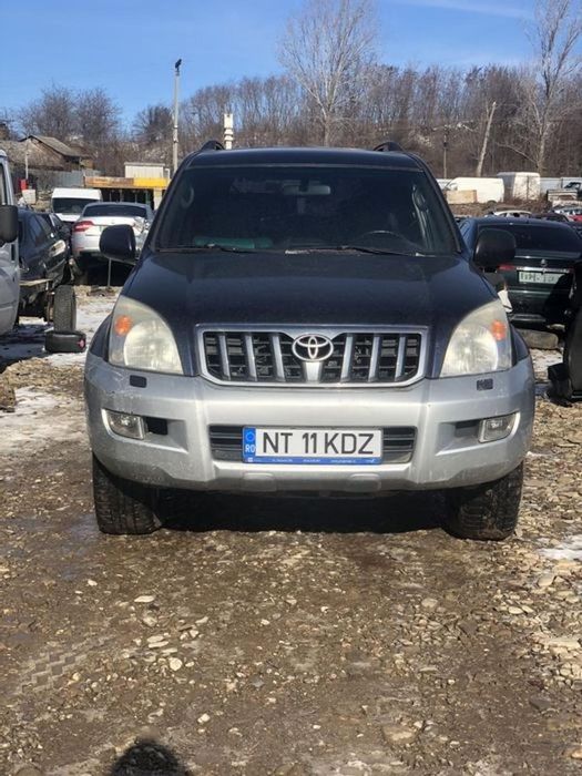 dezmembrez toyota land cruiser j12