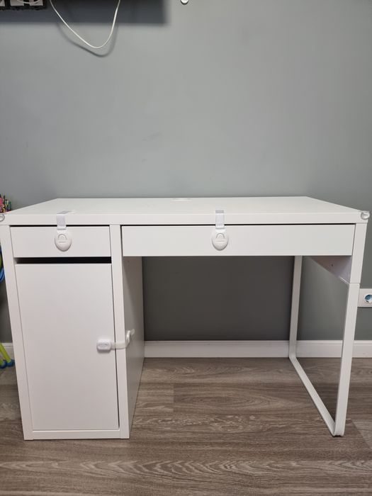 Письменный стол Икеа Микке